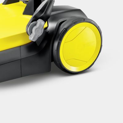 2. KARCHER S4 Twin 2-in-1 sweeper 1.766-365.0