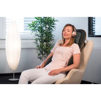 6. Medisana MC 825 acupressure massage pad, beige