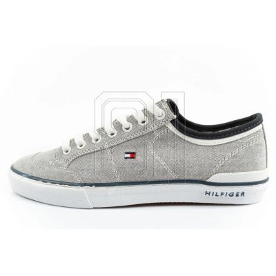 7. Tommy Hilfiger M FM0FM00401 shoes