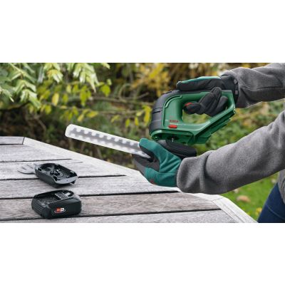 6. Bosch AdvancedShear 18V-10 Cordless Grass Shears 10 cm Lithium-Ion (Li-Ion) Black, Green