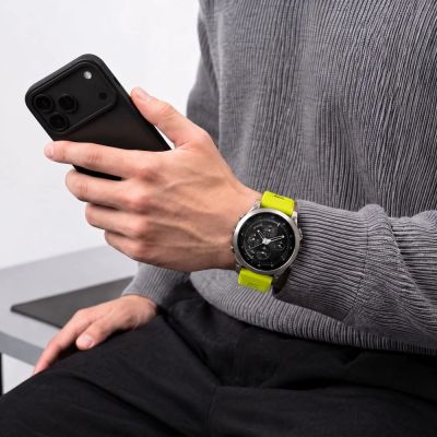 5. Tech-Protect Iconband Pro Strap for Garmin Fenix 5X / 5X Plus / 6X / 6X Pro / 7X / 8 / 8 Pro / 9 / 9 Pro (47 mm) – lime green-black