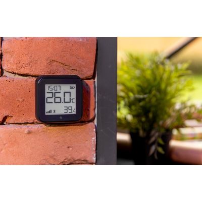 12. Shelly H&T Gen3 Indoor/Outdoor Temperature and Humidity Sensor Freestanding Wired and Wireless