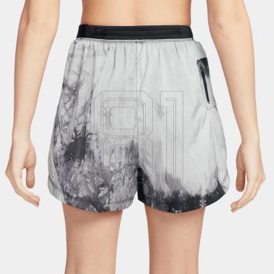 9. Shorts Nike Dri-FIT Repel W DX1021-010