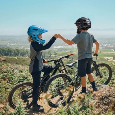 6. Wozinsky Kids Full Face Bike Helmet with USB Rear Light S - Blue