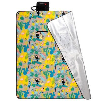 9. Meteor 77113 picnic blanket