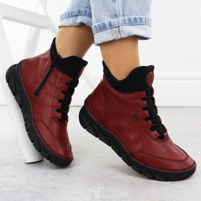 5. Women's insulated black ankle boots Rieker 55069-35