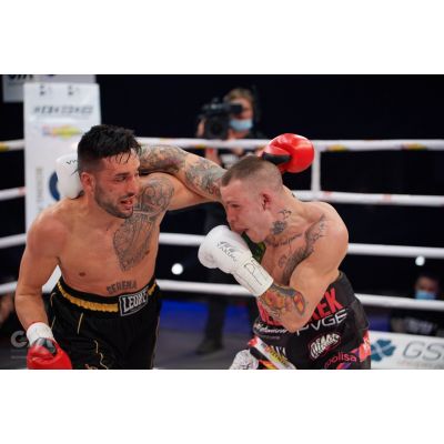 5. Yakima Sport Wolf Gloves L 8 oz 1005238OZ