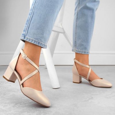 6. Sergio Leone W SK365B strappy sandals in pearl beige 