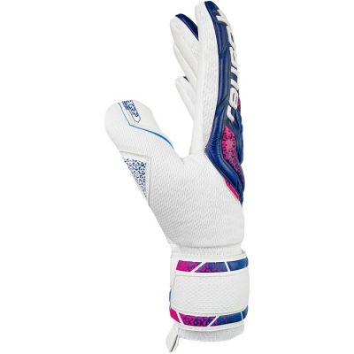 3. Reusch Attrakt RE:GRIP NC Gloves