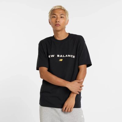 6. New Balance Reimagined Graphic M T-shirt MT51506BK