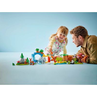16. LEGO DUPLO TOWN 10446 Wild Animal Families 3in1