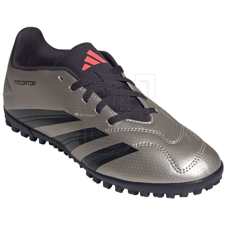 4. Adidas Predator Club TF Jr IF6420 football boots
