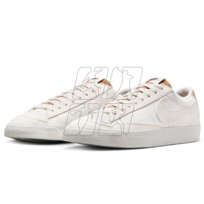 3. Nike Blazer Low &#39;77 Prm M DV7231 001 shoes