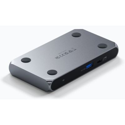 3. Satechi Thunderbolt 4 Slim Hub Pro - USB-C hub (DC 20V port, USB 3.2 Gen 2 Data Port, 3x Thunderbolt 4 port) (space gray)