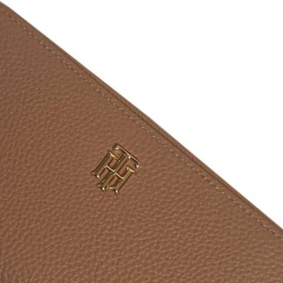 3. Tommy Hilfiger TH Essence Large women's wallet - AW0AW08902-AEZ