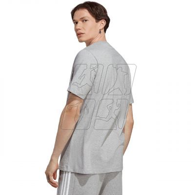 3. adidas Essentials Single Jersey Embroidered Small Logo M IC9288