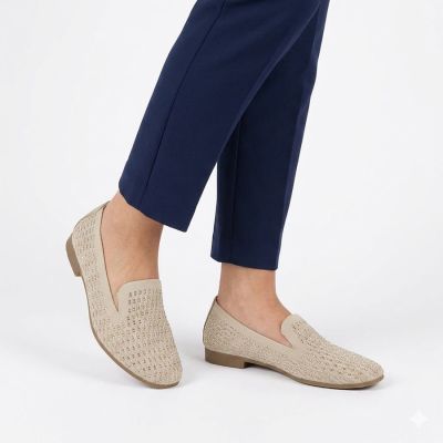 5. Women's beige lords shoes with zircons Bugatti TT2N4205