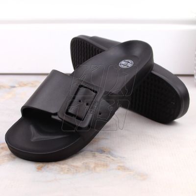 7. Black beach slippers Big Star W FF274A389