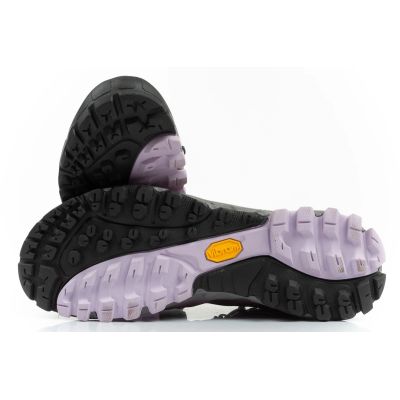 19. Aku Selvatica Mid Gore-tex W 676 592 Boots