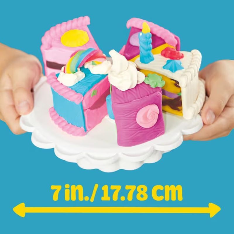 7. Play-Doh Super Slice Cake Play Kitchen Set 624g Multicolored Modeling Clay Play Set