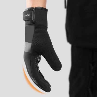 3. Insulated sports phone gloves (size XL) - black