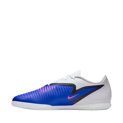 5. Nike Phantom 6 Low Club IC HQ2323 446 football boots