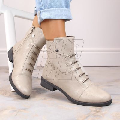 3. Shiny insulated ankle boots Jezzi W JEZ52K