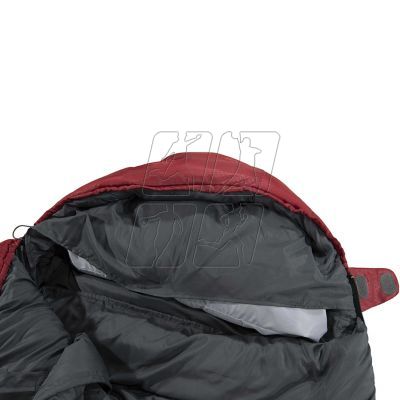 12. High Peak Redwood 3 sleeping bag 23085