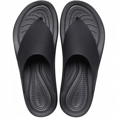 6. Crocs Brooklyn Flip W 208727 001 Flip-Flops