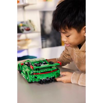 9. LEGO Technic 42224 Porsche 911 GT3 R AO Rexy Racing Car