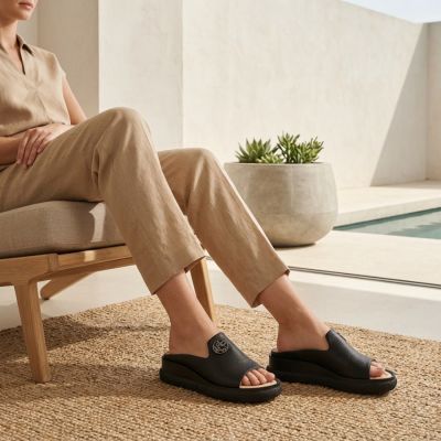 6. Women's leather wedge sandals, black, Filippo DK7758