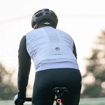 7. Rockbros TLMJ002 ROAD TO SKY insulated windproof vest S - white
