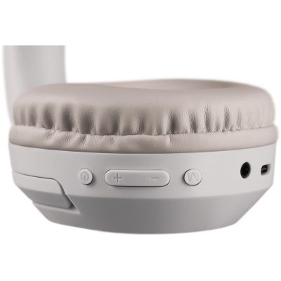 9. Defender Bluetooth Freemotion Over-Ear Headphones B444 Beige 63444