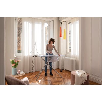 7. Vileda Bravo Plus ironing board