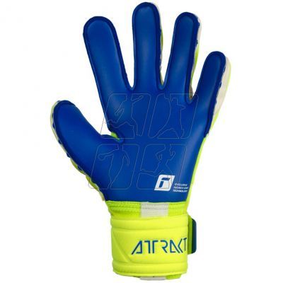 4. Goalkeeper gloves Reusch Attrakt Duo M 5270055 2199