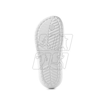 5. Crocs Classic Flip V2 flip-flops 209402-100