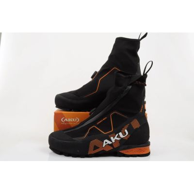 10. Croda BOA GTX men's sports trekking shoes durable black orange