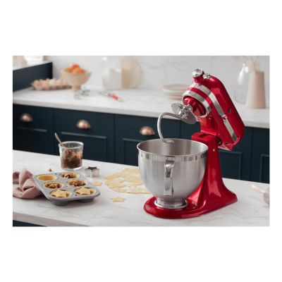 8. KitchenAid Artisan Stand Mixer 5KSM175PSECA (300 W)/4.8 L