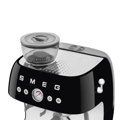 10. Smeg EGF03BLEU coffee machine Manual espresso machine 2.4 l