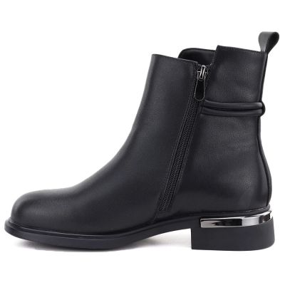 7. Women's black leather ankle boots D&A S.Barski MK62-7025