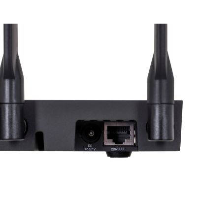 9. WiFi 5 router Mikrotik RB4011iGS+5HacQ2HnD-IN 2.4GHz(2x2)/5GHz(4x4) 11p
