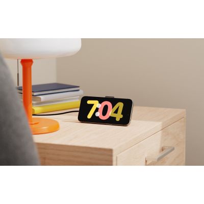 5. Twelve South ButterFly - MagSafe compatible wireless charger for two devices (case, power adapter, US, UK, EU, AU plugs, 1m USB-C - USB-C power cable included)