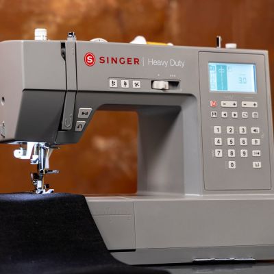 3. Singer HD 6805 Sewing Machine