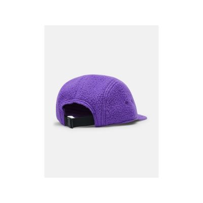 5. Peak Performance Fleece Cap Purple