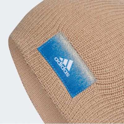 2. adidas ESS Beanie II3522