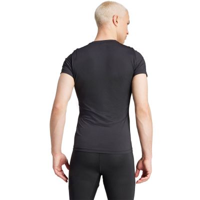 2. Adidas Techfit Aeroready Short Sleeve M IS7606 T-shirt