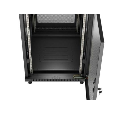 52. LANBERG FLOOR CABINET 19" 18U 600X800 BLACK