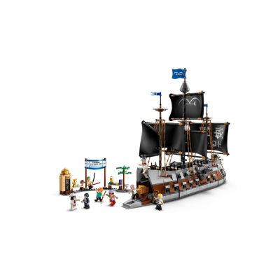 4. LEGO One Piece 75646 – Garp’s Ship