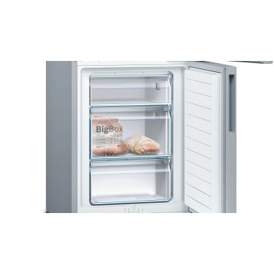 5. BOSCH KGV 33VLEA fridge-freezer