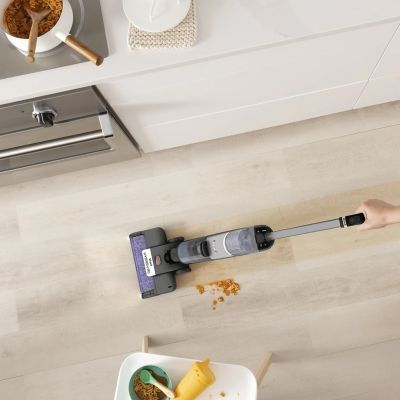 11. SHARK Cordless Stick Vacuum Cleaner WD210EU